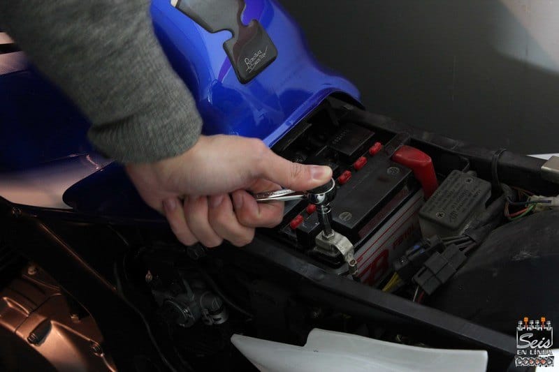 Voltaje del mechero del coche: ¿A cuántos voltios funciona?