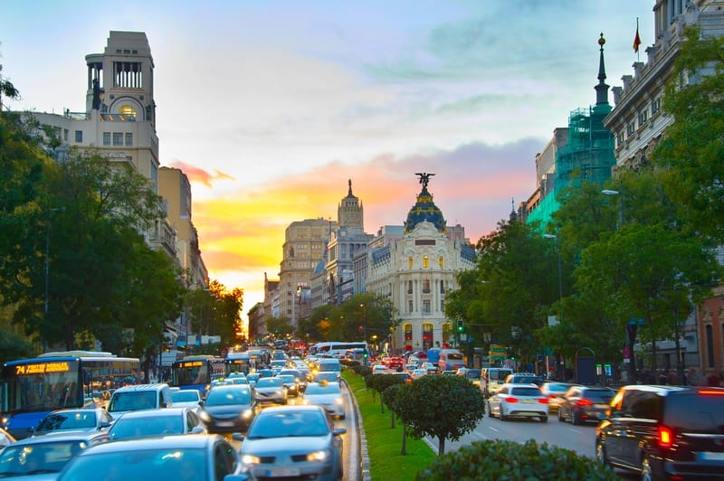 distintivo ambiental y restricciones en Madrid