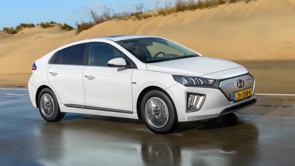 Hyundai Ioniq es uno de los afectados por los problemas motor electrico hyundai y kia